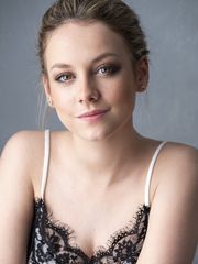 Ester Exposito nude .